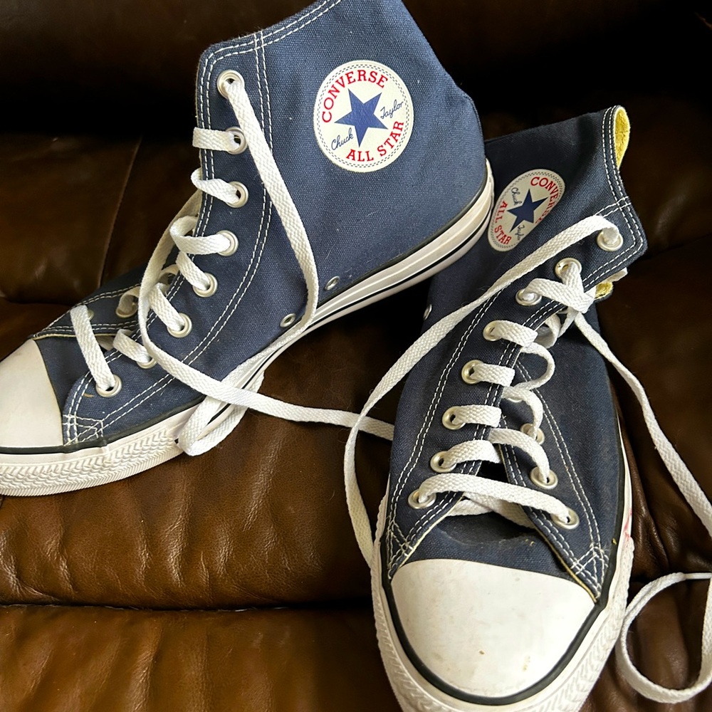 COPY - Men’s Converse. Blue high tops. Size 10